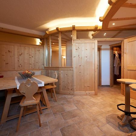Chalet Grumer Suites&Spa ソプラボルツァーノ エクステリア 写真