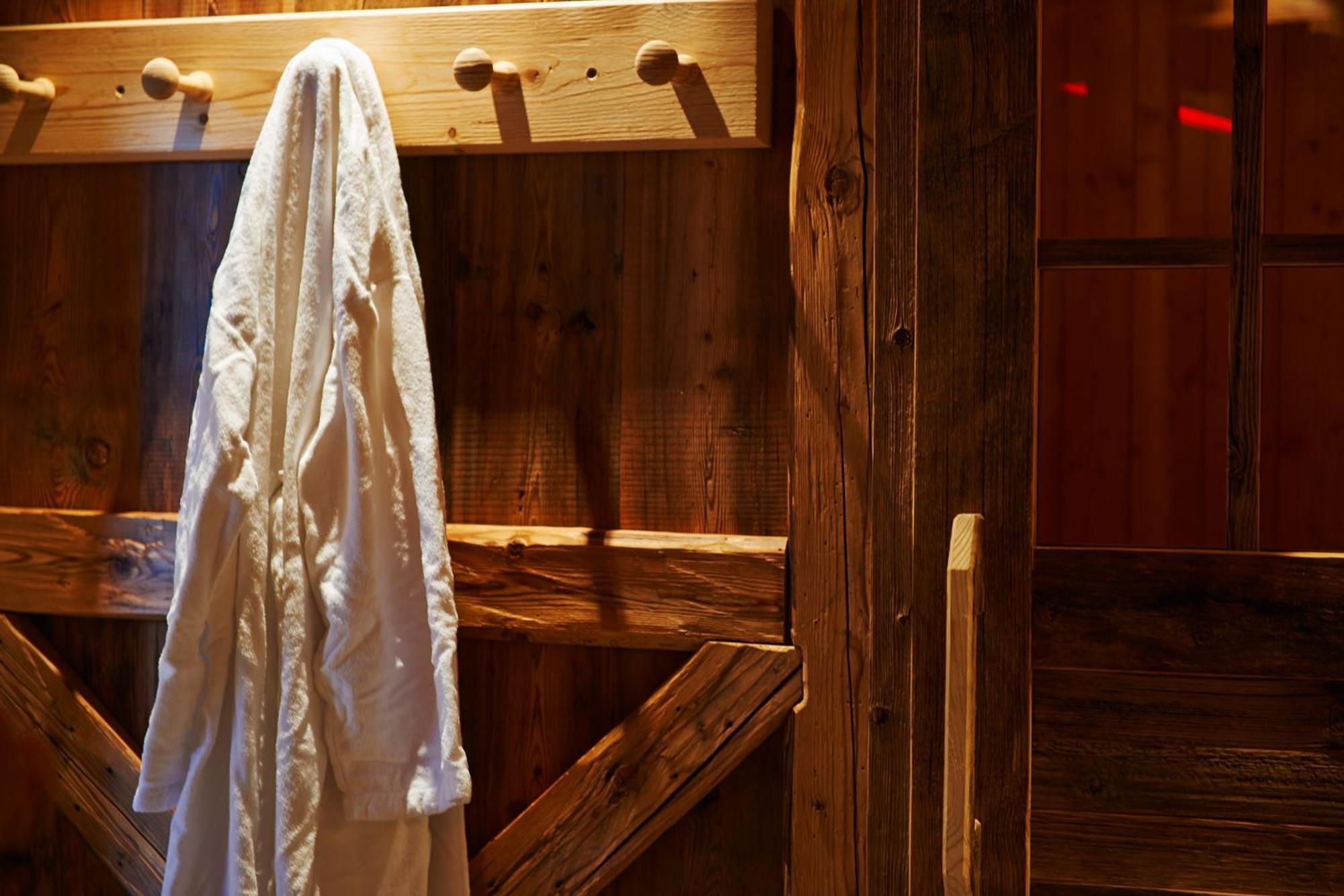 Chalet Grumer Suites&Spa ソプラボルツァーノ エクステリア 写真