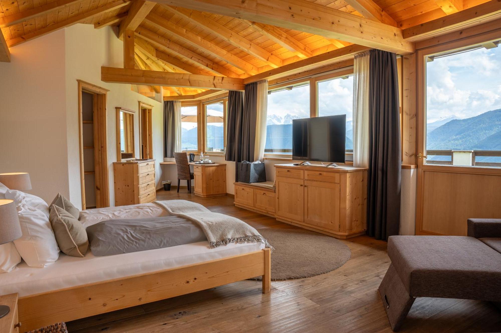 Chalet Grumer Suites&Spa ソプラボルツァーノ エクステリア 写真